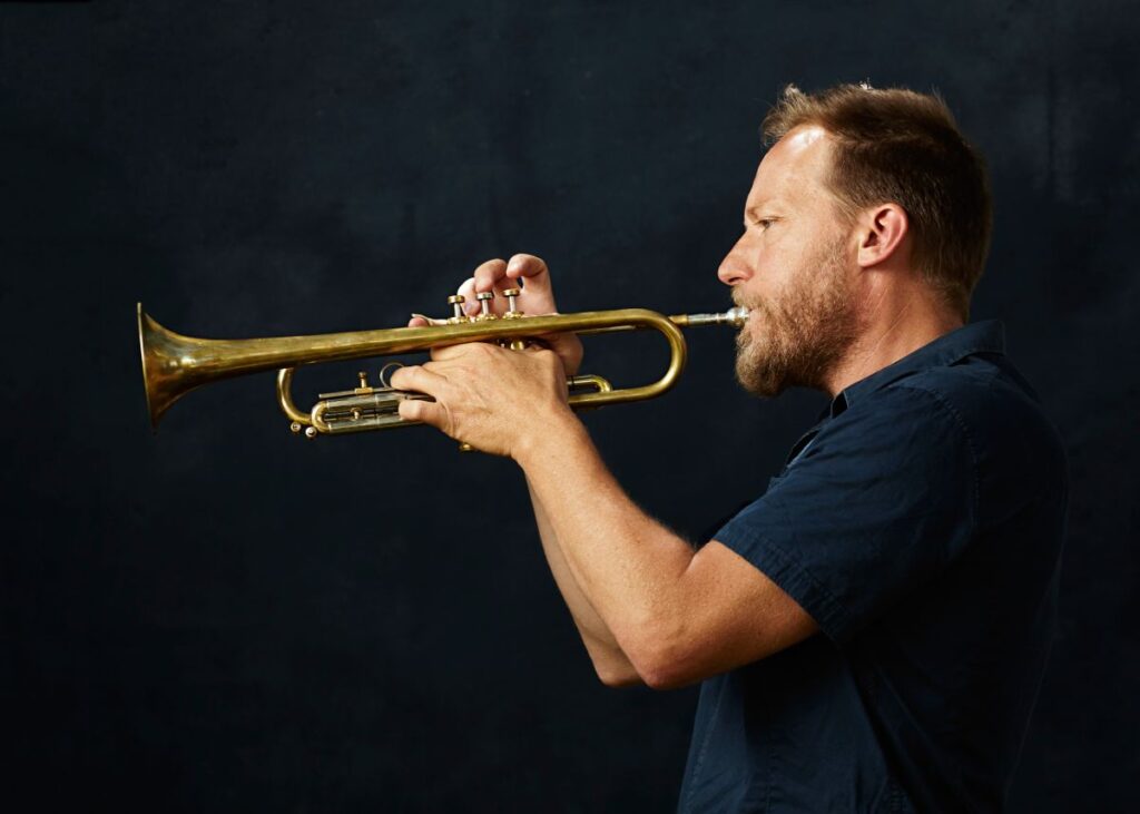 Como tocar trompeta de manera correcta